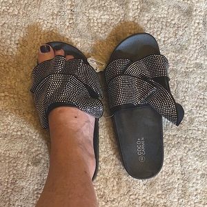Black & Bling Coco & Carmen flip flops